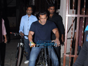 Salman Khan spotted on his Being Human cycle