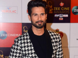 Shahid Kapoor FINALLY Reveals Details About Padmavati Release | Zee Cine Awards 2018