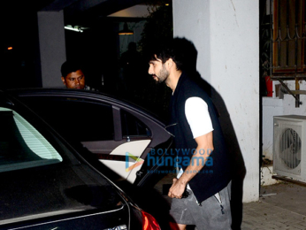 Shahid Kapoor spotted at Maddock office in Bandra