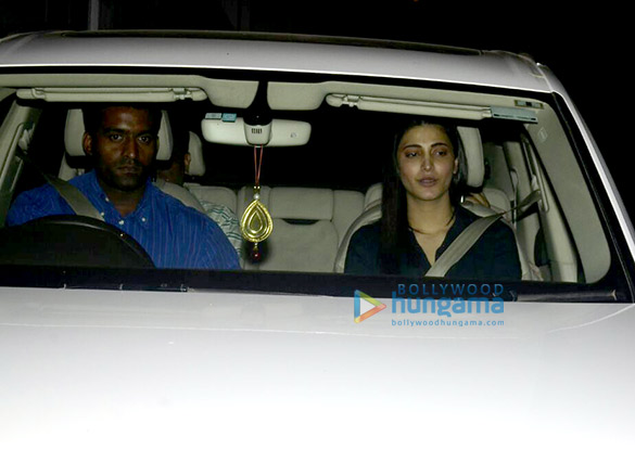 shruti haasan snapped at house hunting khar 5
