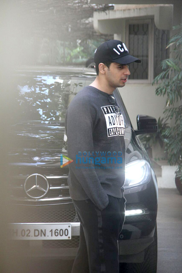 sidharth malhotra and r balki snapped at sunny super sound 3