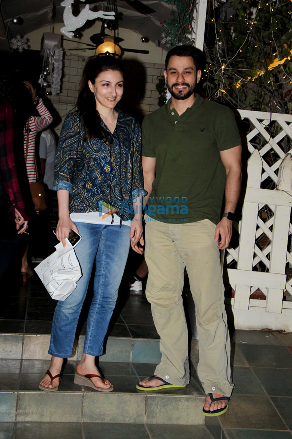 soha ali khan and kunal khemu snapped at smoke house deli in bandra 3