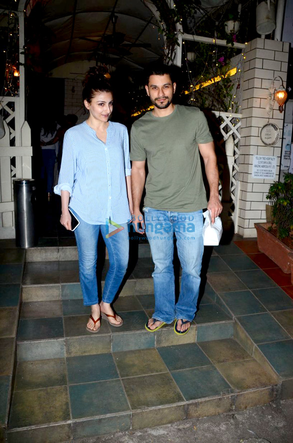 soha ali khan and kunal snapped post a dinner date 5