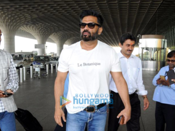 Sonam Kapoor, Kajol, Lara Dutta and others snapped at the airport