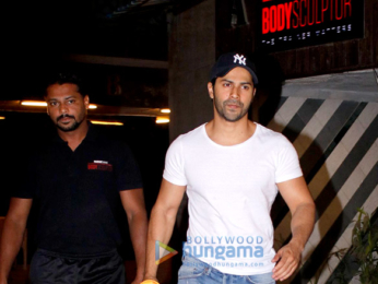 Varun Dhawan and Kartik Aaryan snapped at the gym