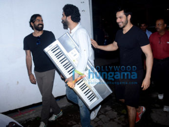 Varun Dhawan snapped with Amaal Mallik