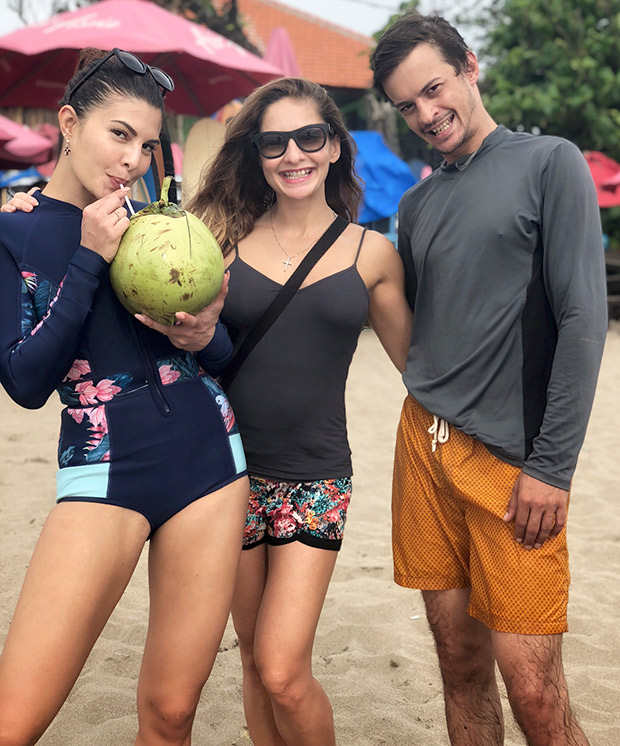 WATCH Jacqueline Fernandez goes surfing with friends and family (2)