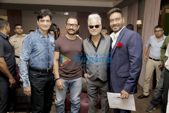 aamir khan graces the muhart of the film total dhamaal 4