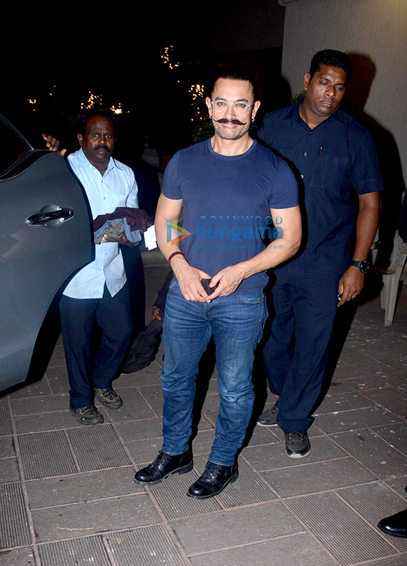 aamir khan snapped in bandra 3 2