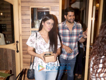 Aftab Shivdasani and his wife snapped at the Farmers' Cafe