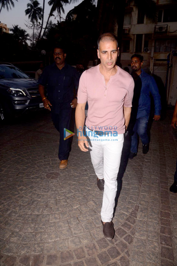 akshay kumar and sanjay leela bhansali snapped adressing the media 1