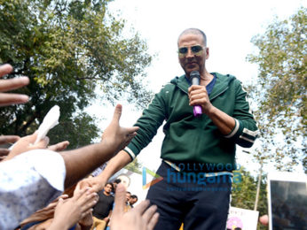 Akshay Kumar snapped promoting his film 'Pad Man' at Delhi University