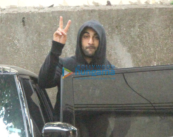 alia bhatt and ranbir kapoor spotted after dance rehersals in khar 2