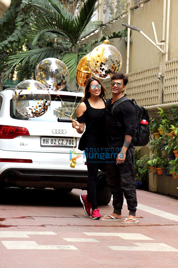 bipasha basu and karan singh grover spotted in bandra 4