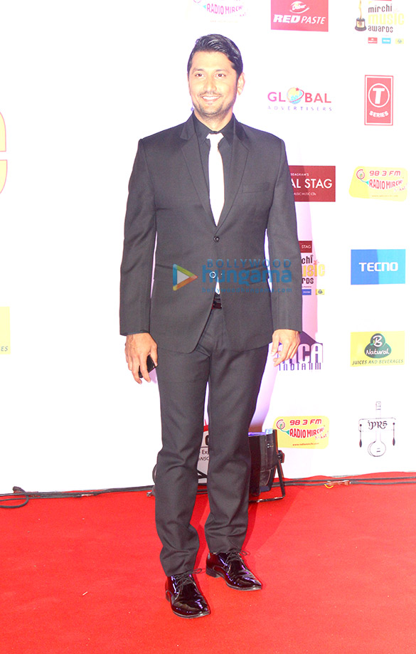 celebs grace the 10th mirchi music awards 22