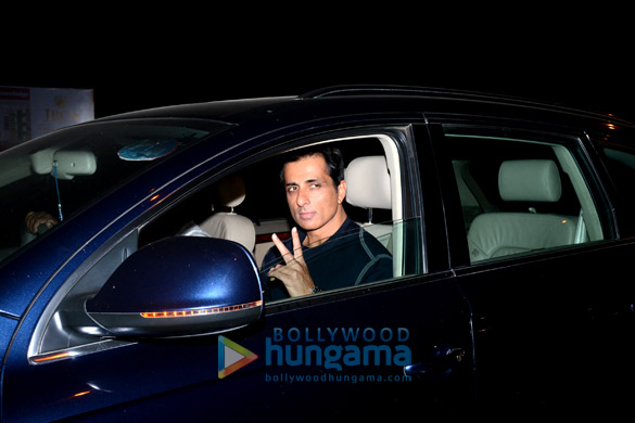 celebs snapped at farah khans birthday party 16