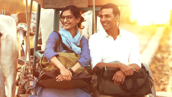 Check Out Akshay Kumar’s HILARIOUS Comment On Sonam Kapoor’s Clothes In This Pad Man Confession Video