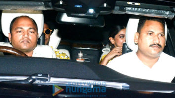 Deepika Padukone, Ranveer Singh, Alia Bhatt, Ranbir Kapoor, Kareena Kapoor Khan, Hrithik Roshan and others attend a bash at Shah Rukh Khan’s house