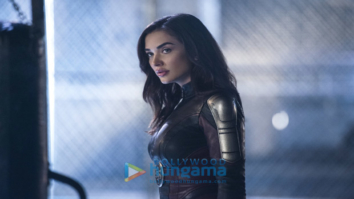FIRST LOOK: Amy Jackson suits up for Supergirl as Saturn Girl