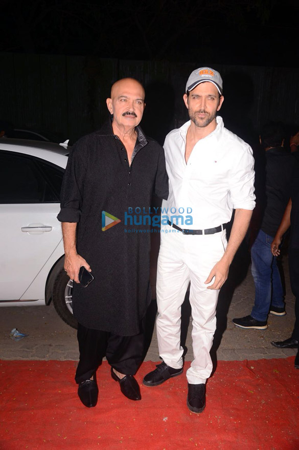 hrithik roshan and rakesh roshan grace a sikh community function 6