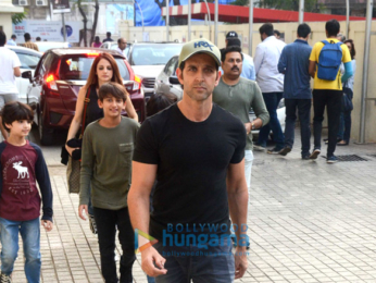 Hrithik Roshan snapped with family at PVR, Juhu