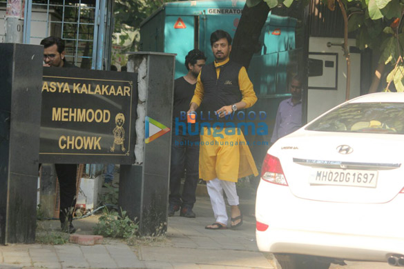 irrfan khan snapped at juhu 2