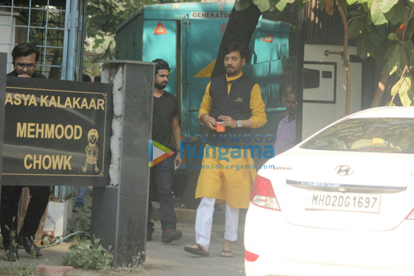 irrfan khan snapped at juhu 5