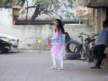 Janhvi Kapoor spotted outside the gym