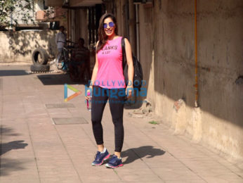 Jhanvi Kapoor, Aayush Sharma and Sophie Choudry snapped in Mumbai