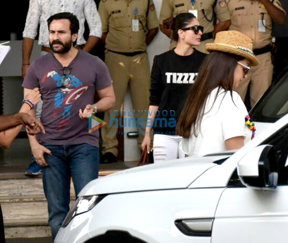 kareena kapoor khan saif ali khan and karisma kapoor snapped returning from goa 1