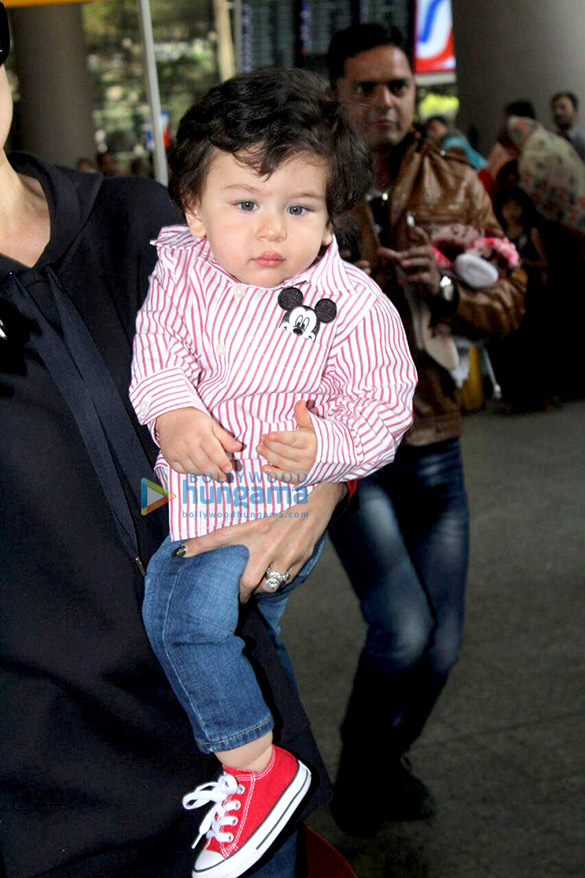 kareena kapoor khan and her son taimur ali khan snapped returning from london 5