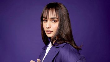Celebrity wallpaper of Manushi Chhillar
