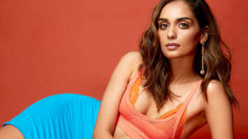 Celebrity wallpapers of Manushi Chhillar