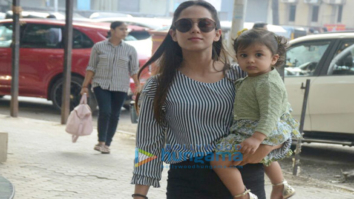 Mira Rajput and daughter at khar