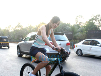 Pooja Chopra spotted riding bicycle at Lokhandwala