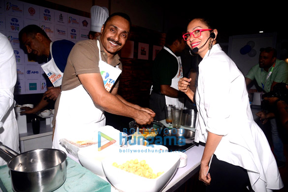 rahul bose snapped at pasta party 1