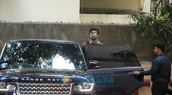 ranbir kapoor snapped outside his gym 4