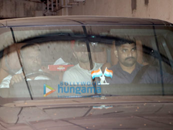 Ranbir Kapoor spotted at bandra