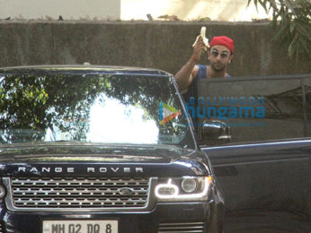 Ranbir Kapoor spotted at dance class in Khar