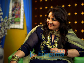 Reena Roy celebrates her comeback on the sets of her chat show