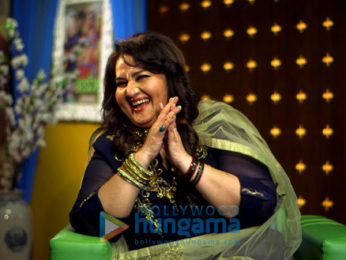 Reena Roy celebrates her comeback on the sets of her chat show