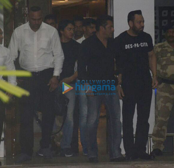 salman khan snapped after appearing in court 2