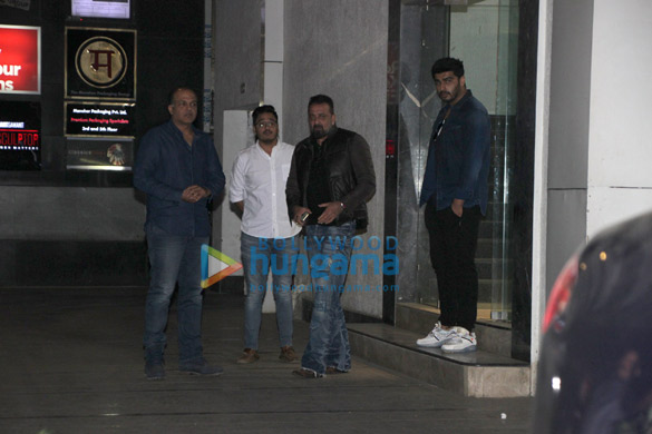 sanjay dutt arjun kapoor and sara ali khan spotted at ashutosh gowarikers office 1