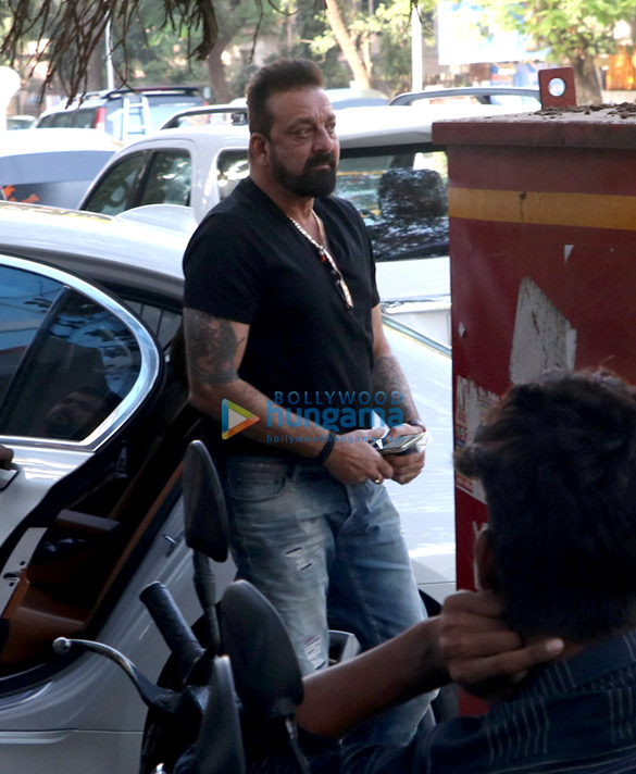 Sanjay Dutt spotted at Vishesh Films in Khar Sanjay Dutt spotted at Vishesh Films in Khar