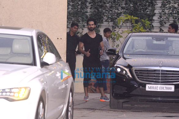 Shahid Kapoor snapped at the gym