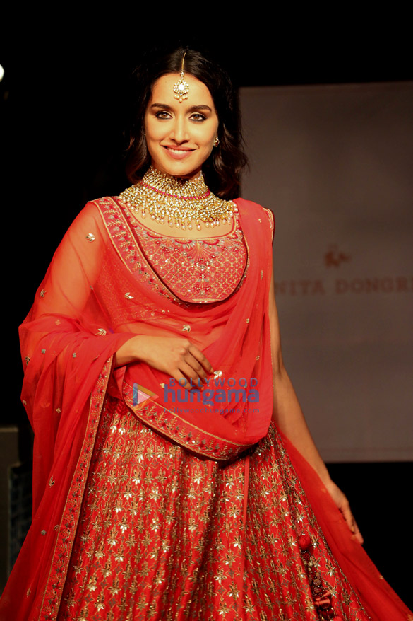 Shraddha Kapoor walks the ramp for Anita Dongre at The Wedding Show Shraddha Kapoor walks the ramp for Anita Dongre at The Wedding Show