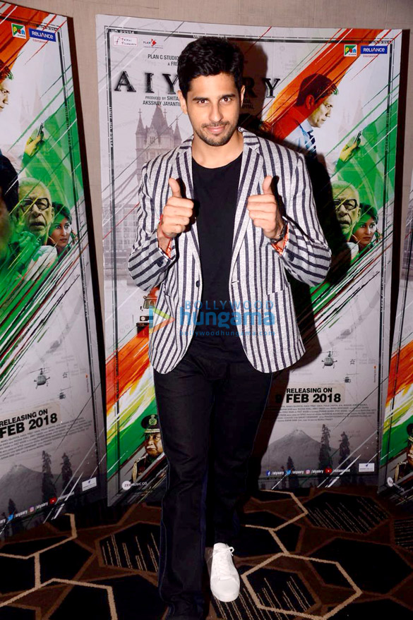 sidharth malhotra and manoj bajpayee snapped promoting their film aiyaary 2