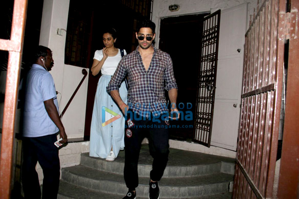 Sidharth Malhotra spotted at Shankar Mahadevan’s dubbing studio