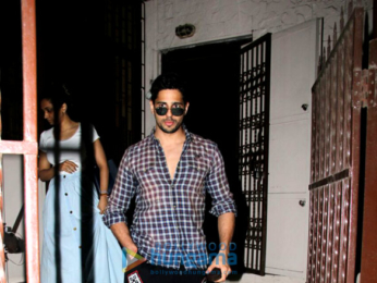 Sidharth Malhotra spotted at Shanker Mahadevan's dubbing studio