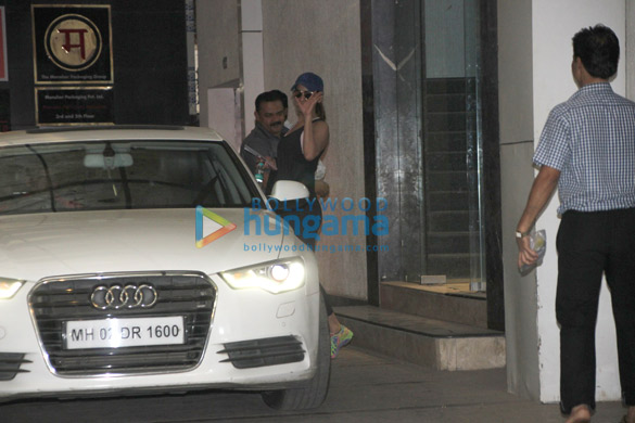 sonal chauhan spotted at the gym 2
